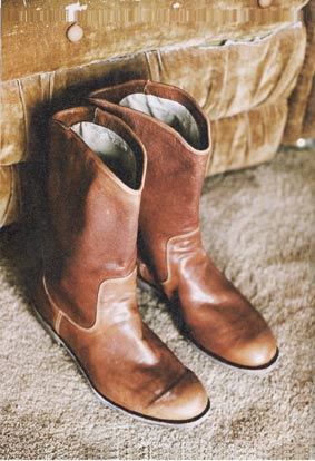  Между снегом и ногой